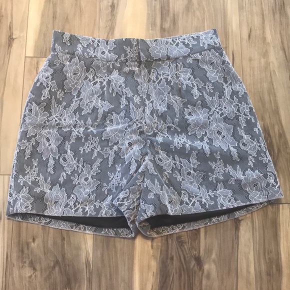 Amir Taghi Lace Shorts SS14 - Picture 3 of 6